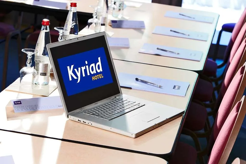 Hotel Kyriad Tarbes Odos 2*,