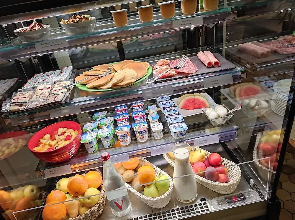 ** Hotel Kyriad Tarbes Odos France