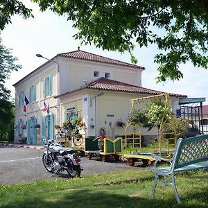 Bed & Breakfast Avenue De La Gare, Riscle